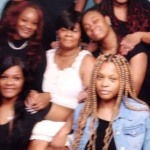 Meet your Posher, Bernice